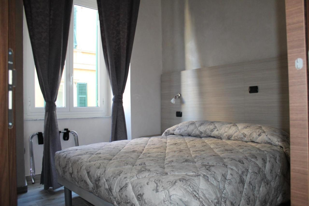 Ricci Rooms Génova Quarto foto